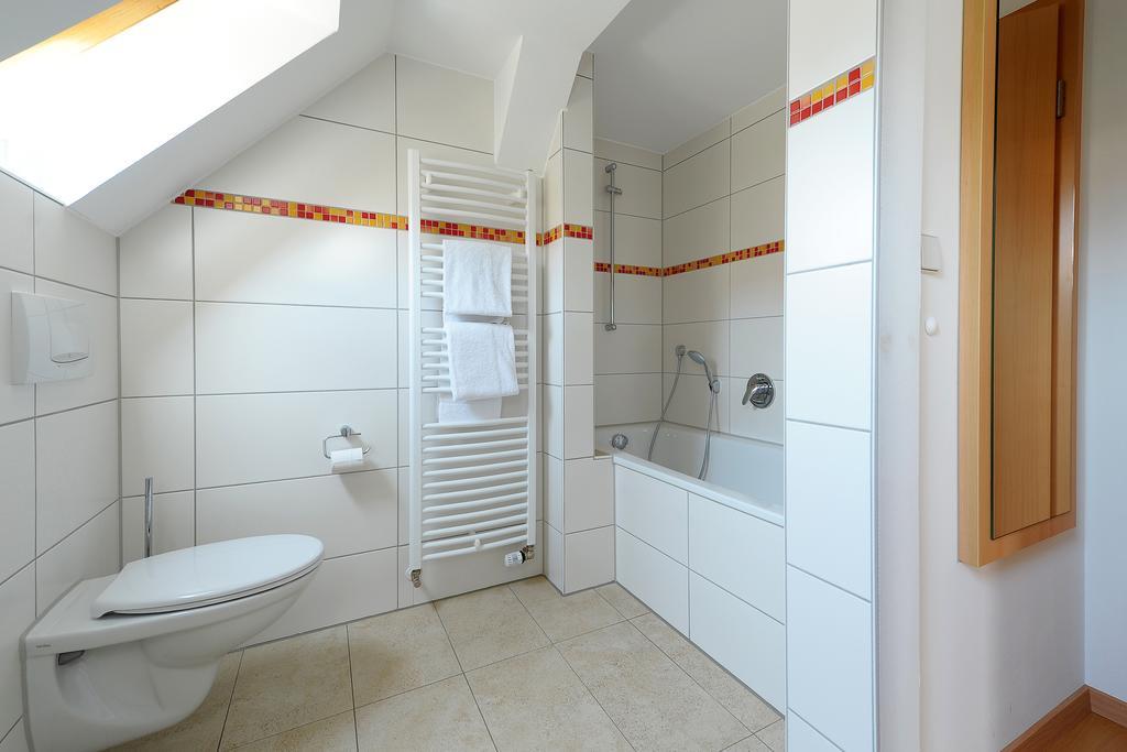 Gasthof Zum Lamm Gomadingen Rom bilde